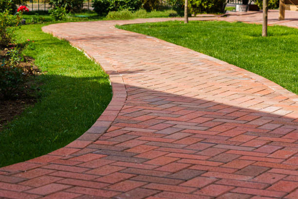 Best Driveway Paving Contractor  in Wlow Springs, IL